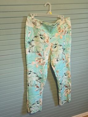 Soft Surroundings Pastel Mint Floral Leggings